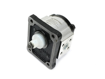 Pompa hydrauliczna zębata 1.0cm3 (grupa 1 - typ europejski) wałek 1:8 przyłącza gwintowane (obroty prawe) max.250 bar Waryński